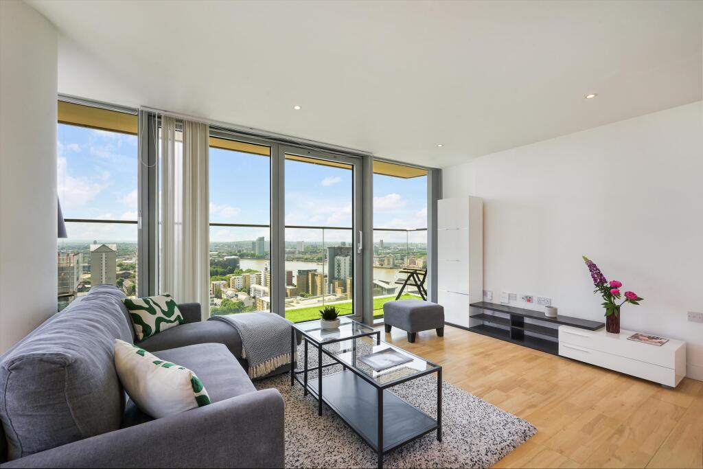 2 bed 1st Floor Flat for rent in Poplar. From Knight Frank - Lettings - Canary  Wharf