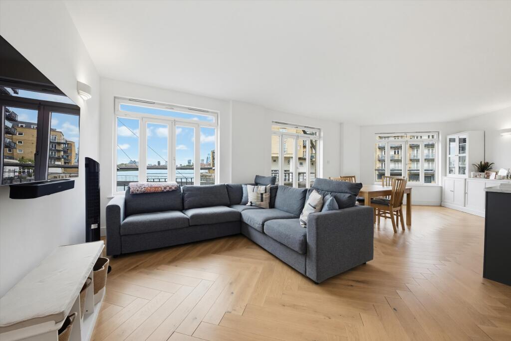 2 bed 1st Floor Flat for rent in Poplar. From Knight Frank - Lettings - Canary  Wharf
