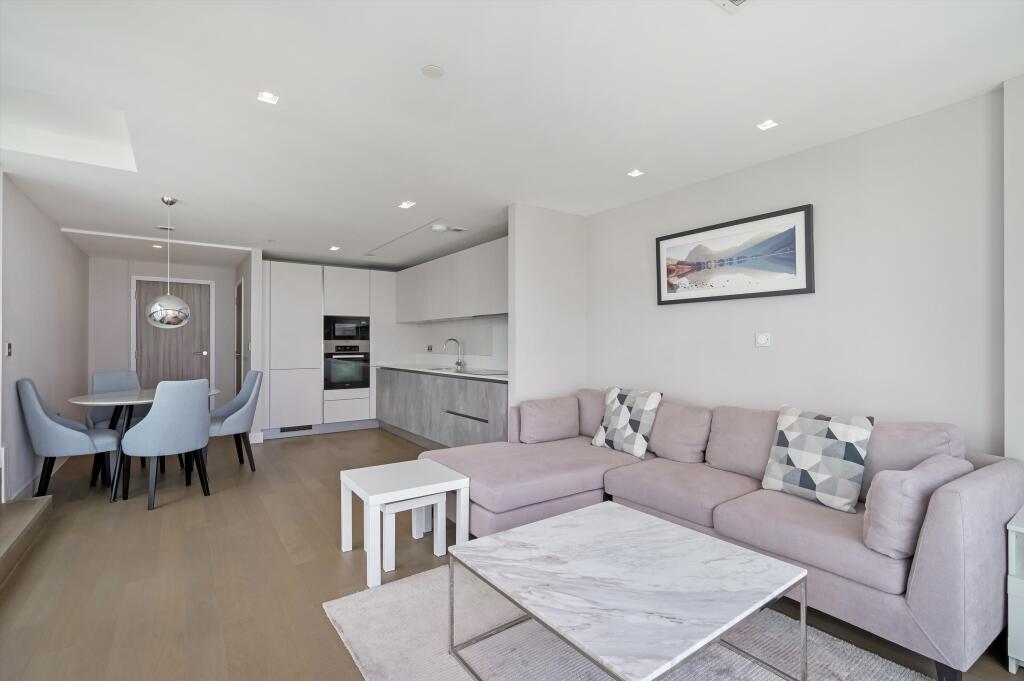 2 bed 1st Floor Flat for rent in Poplar. From Knight Frank - Lettings - Canary  Wharf