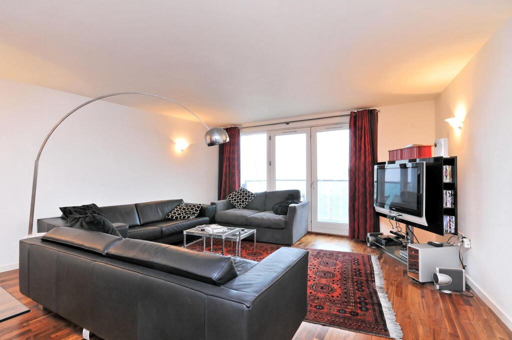 2 bed 1st Floor Flat for rent in Poplar. From Knight Frank - Lettings - Canary  Wharf