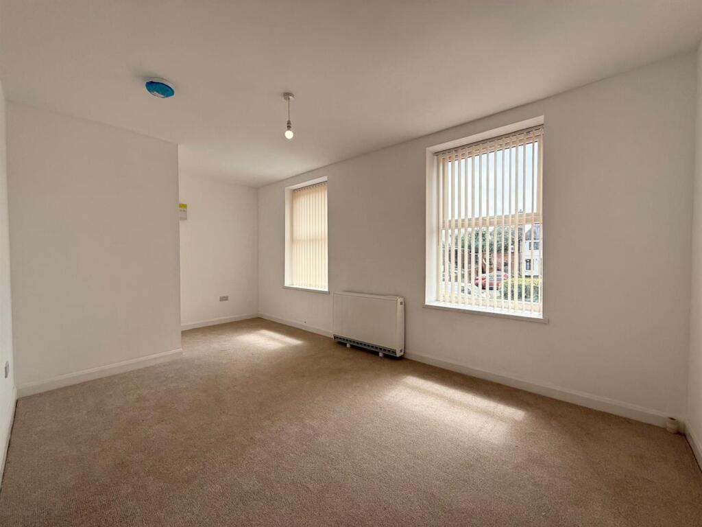 2 bed Apartment for rent in Hunnington. From Scriven & Co - Quinton