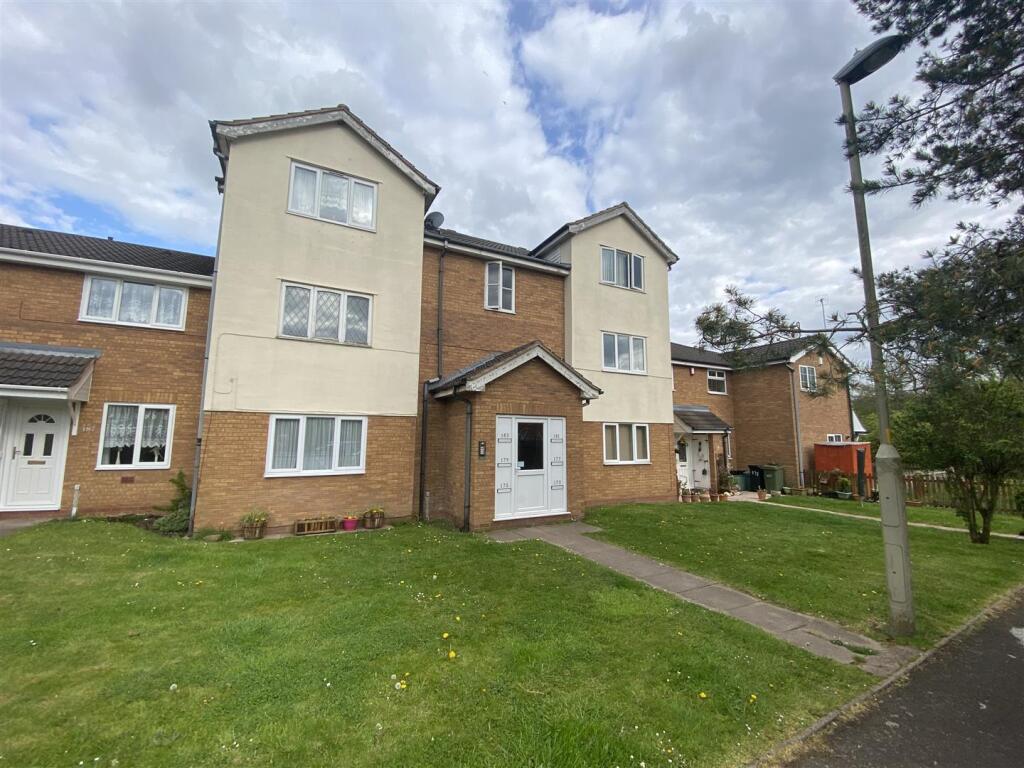 2 bed Apartment for rent in Brierley Hill. From Scriven & Co - Quinton 2 bed Apartment for rent in Brierley Hill. From Scriven & Co - Quinton