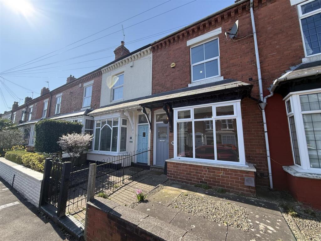 3 bed Mid Terraced House for rent in Smethwick. From Scriven & Co - Quinton 3 bed Mid Terraced House for rent in Smethwick. From Scriven & Co - Quinton