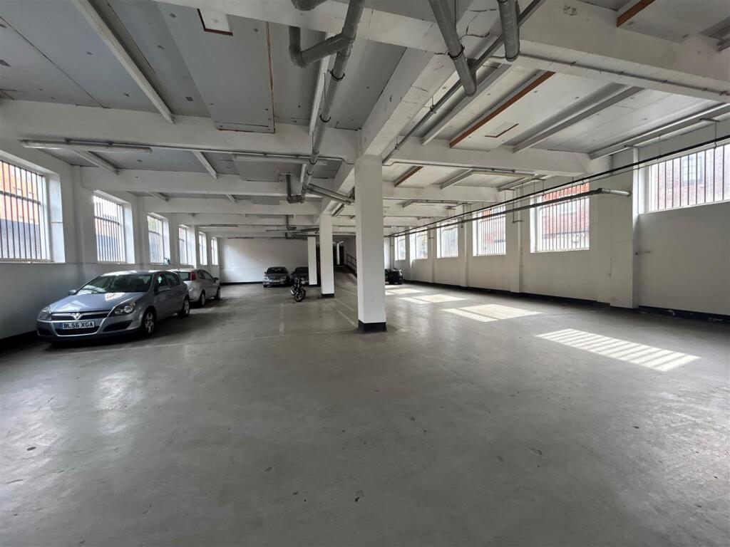 1 bed Apartment for rent in Dudley. From Scriven & Co - Quinton 1 bed Apartment for rent in Dudley. From Scriven & Co - Quinton