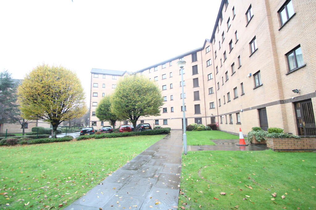 2 bed 1st Floor Flat for rent in Glasgow. From Slater Hogg & Howison Lettings - Glasgow