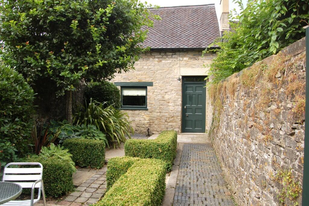 1 bed Stone House for rent in Thorpe. From Stuart Smith Derby LTD - Derby 1 bed Stone House for rent in Thorpe. From Stuart Smith Derby LTD - Derby