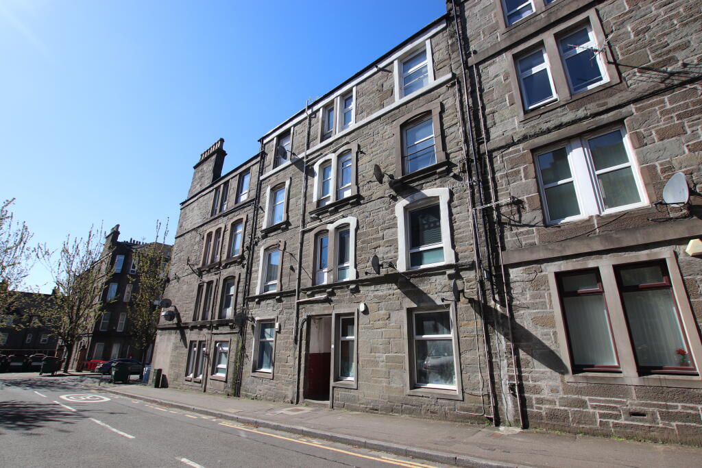 1 bed 1st Floor Flat for rent in Dundee. From Slater Hogg & Howison Lettings - Dundee