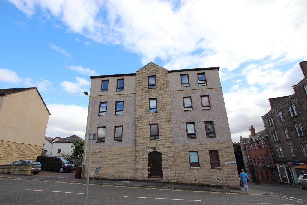 2 bed 1st Floor Flat for rent in Bridgefoot. From Slater Hogg & Howison Lettings - Dundee 2 bed 1st Floor Flat for rent in Bridgefoot. From Slater Hogg & Howison Lettings - Dundee