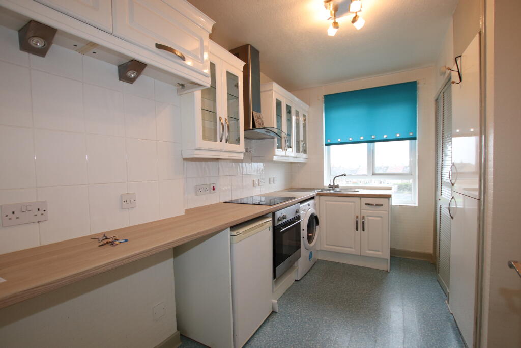 2 bed 1st Floor Flat for rent in Backmuir. From Slater Hogg & Howison Lettings - Dundee
