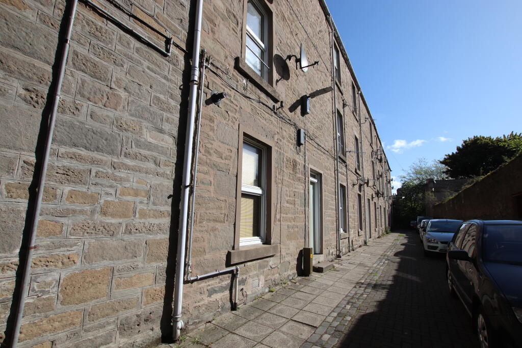 2 bed 1st Floor Flat for rent in Dundee. From Slater Hogg & Howison Lettings - Dundee 2 bed 1st Floor Flat for rent in Dundee. From Slater Hogg & Howison Lettings - Dundee
