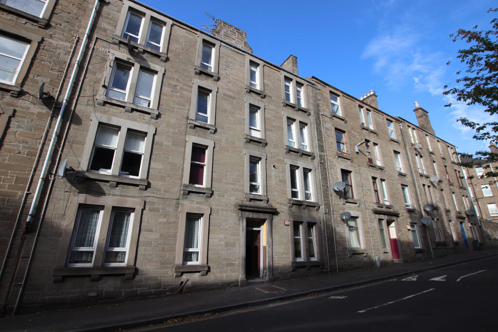 2 bed 1st Floor Flat for rent in Inveraldie. From Slater Hogg & Howison Lettings - Dundee