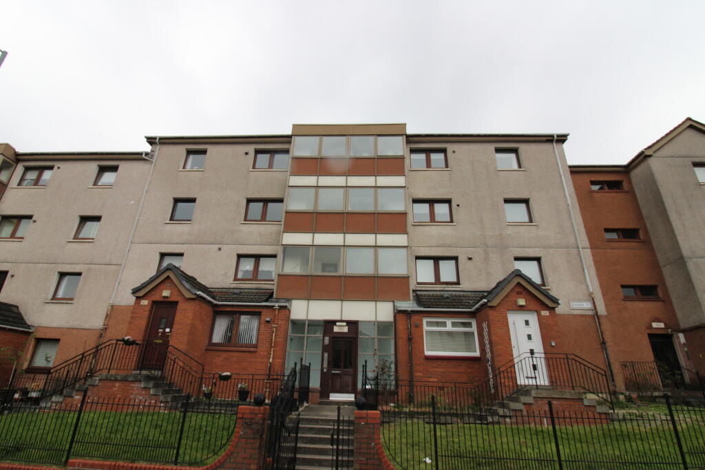 2 bed 1st Floor Flat for rent in Carmunnock. From Slater Hogg & Howison Lettings - Paisley