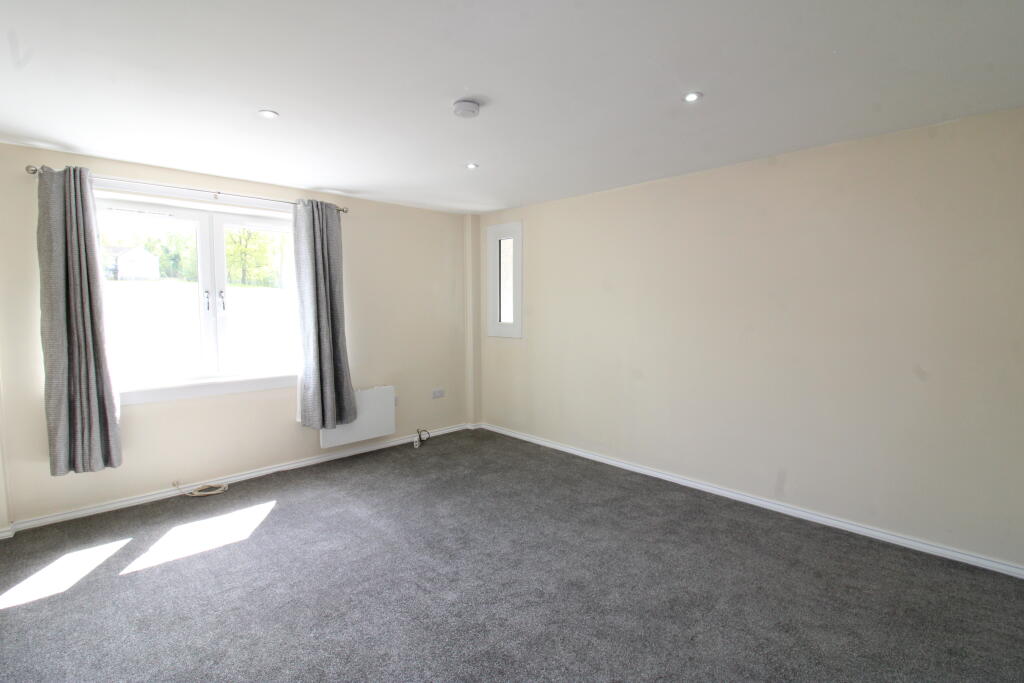 2 bed 1st Floor Flat for rent in Johnstone. From Slater Hogg & Howison Lettings - Paisley