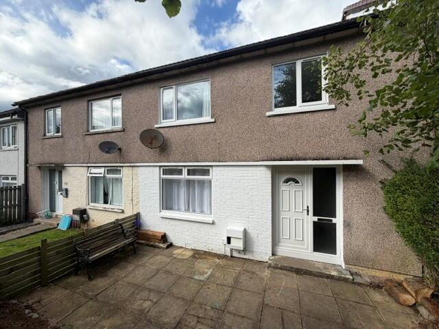 3 bed 1st Floor Flat for rent in Barrhead. From Slater Hogg & Howison Lettings - Paisley