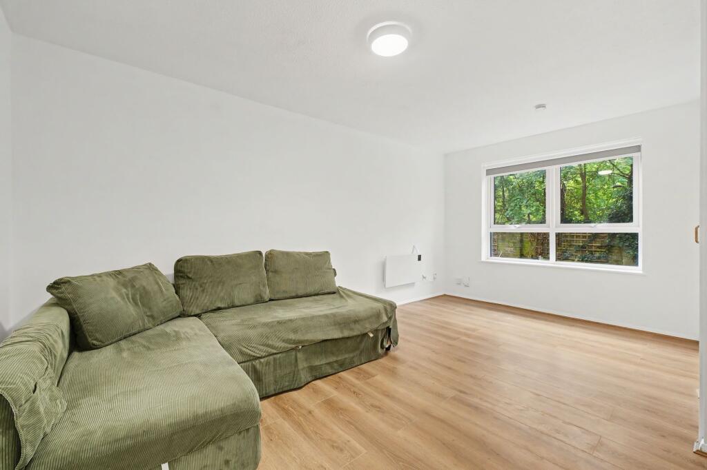 1 bed 1st Floor Flat for rent in Camden Town. From David Andrew - London - Holloway Road 1 bed 1st Floor Flat for rent in Camden Town. From David Andrew - London - Holloway Road