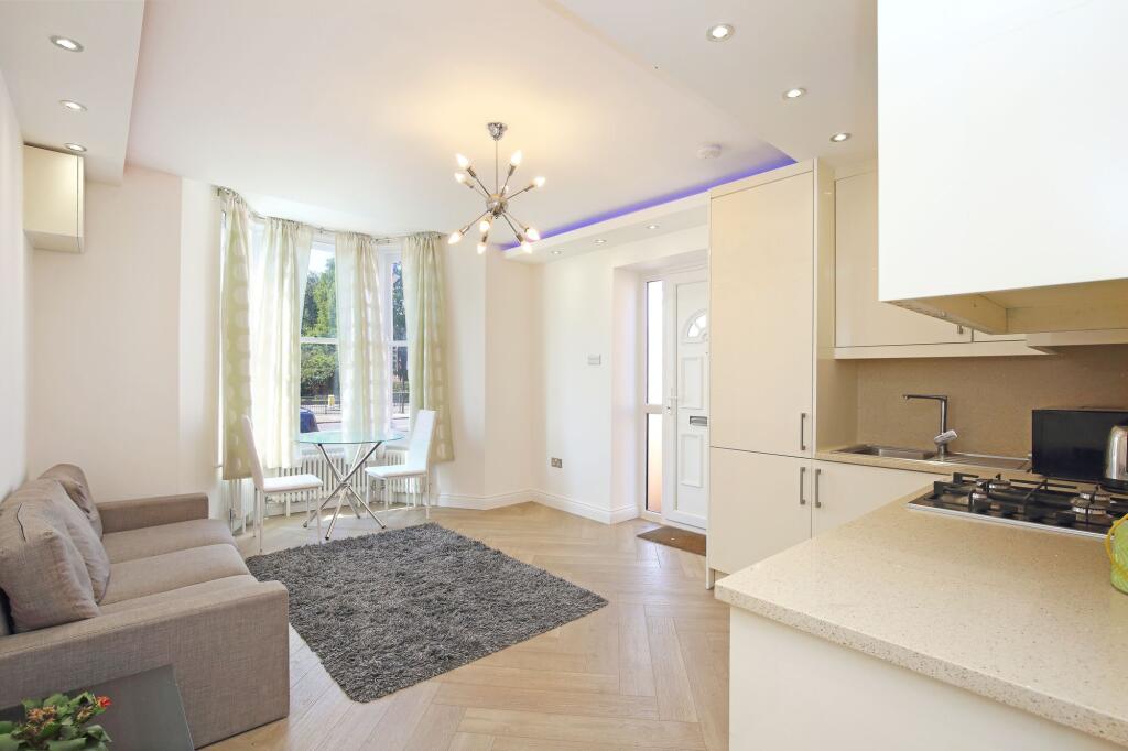 2 bed House (unspecified) for rent in Hornsey. From David Andrew - London - Holloway Road