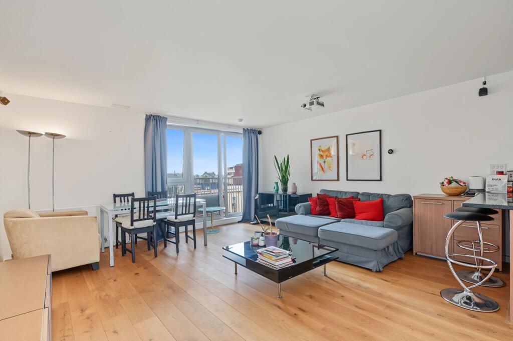 2 bed Apartment for rent in London. From David Andrew - London - Holloway Road