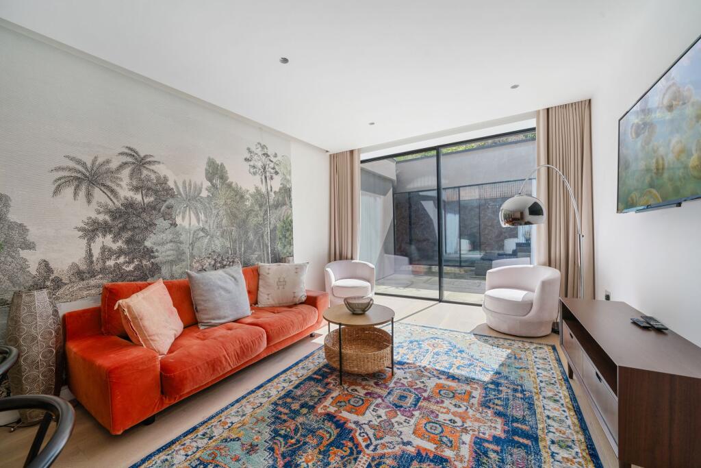 4 bed Detached for rent in London. From David Andrew - London - Holloway Road 4 bed Detached for rent in London. From David Andrew - London - Holloway Road