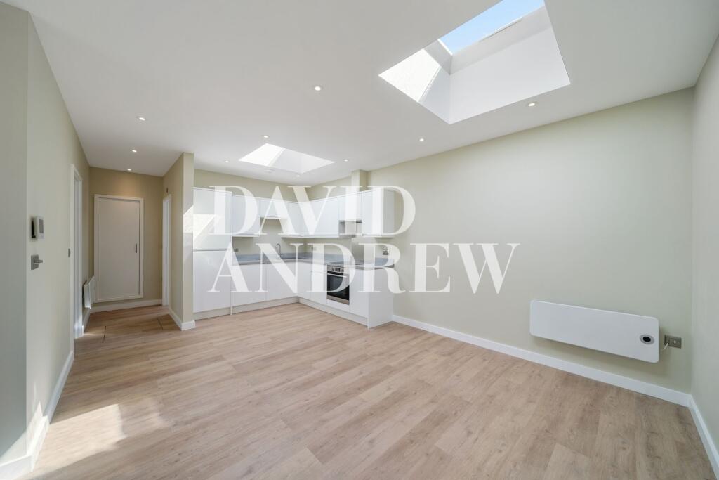 1 bed 1st Floor Flat for rent in London. From David Andrew - London - Holloway Road