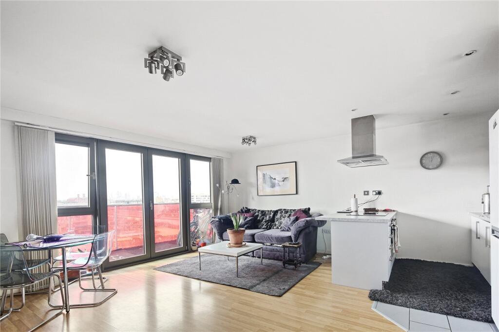 2 bed 1st Floor Flat for rent in London. From Keatons - Stratford