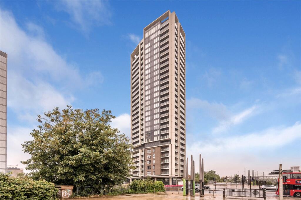 1 bed 1st Floor Flat for rent in Stratford. From Keatons - Stratford 1 bed 1st Floor Flat for rent in Stratford. From Keatons - Stratford