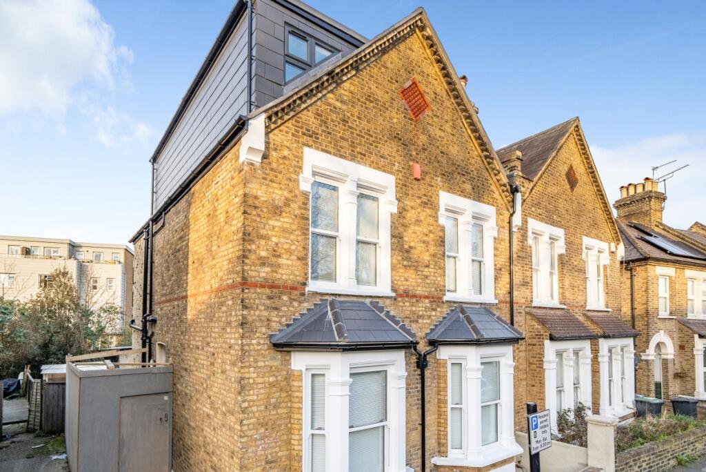 0 bed 1st Floor Flat for rent in London. From Kinleigh Folkard & Hayward - Sales - Lee