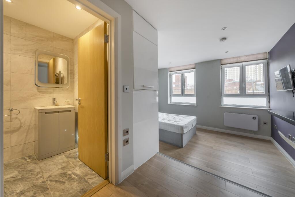 0 bed 1st Floor Flat for rent in London. From Kinleigh Folkard & Hayward - Sales - Lee