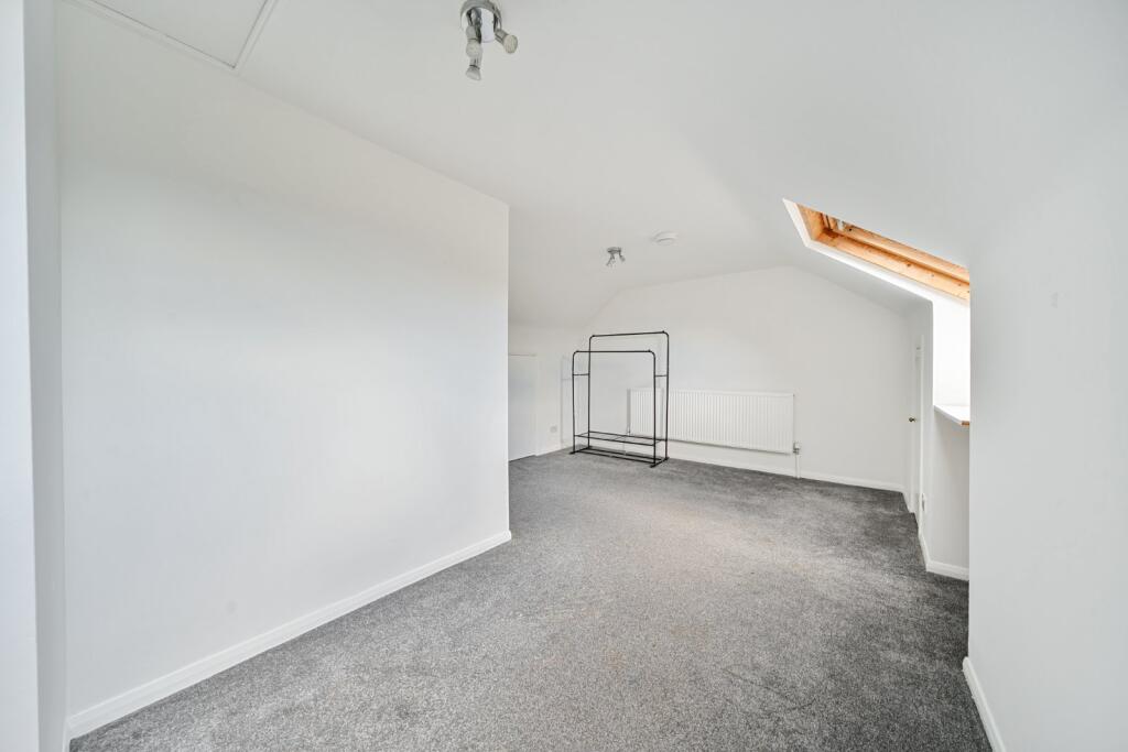 1 bed Annexe for rent in Lewisham. From Kinleigh Folkard & Hayward - Sales - Lee 1 bed Annexe for rent in Lewisham. From Kinleigh Folkard & Hayward - Sales - Lee