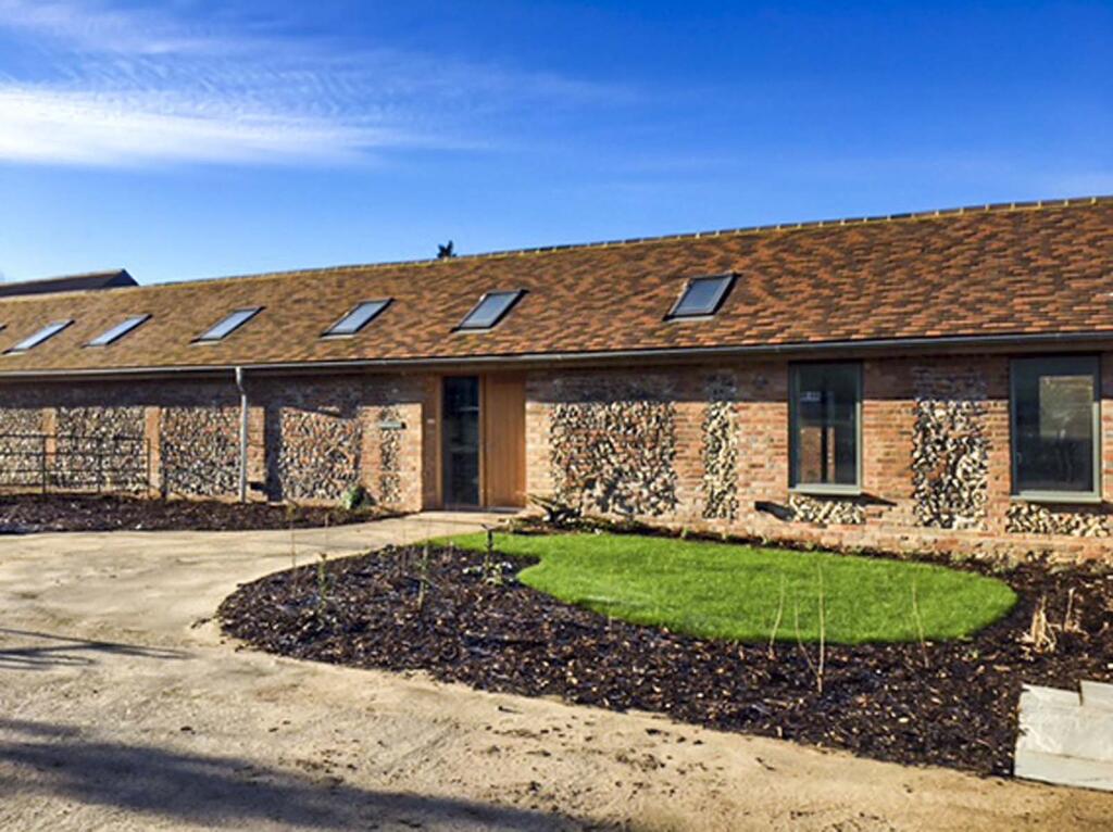 2 bed Barn Conversion for rent in South Stoke. From Warmingham & Co - Goring-on-Thames