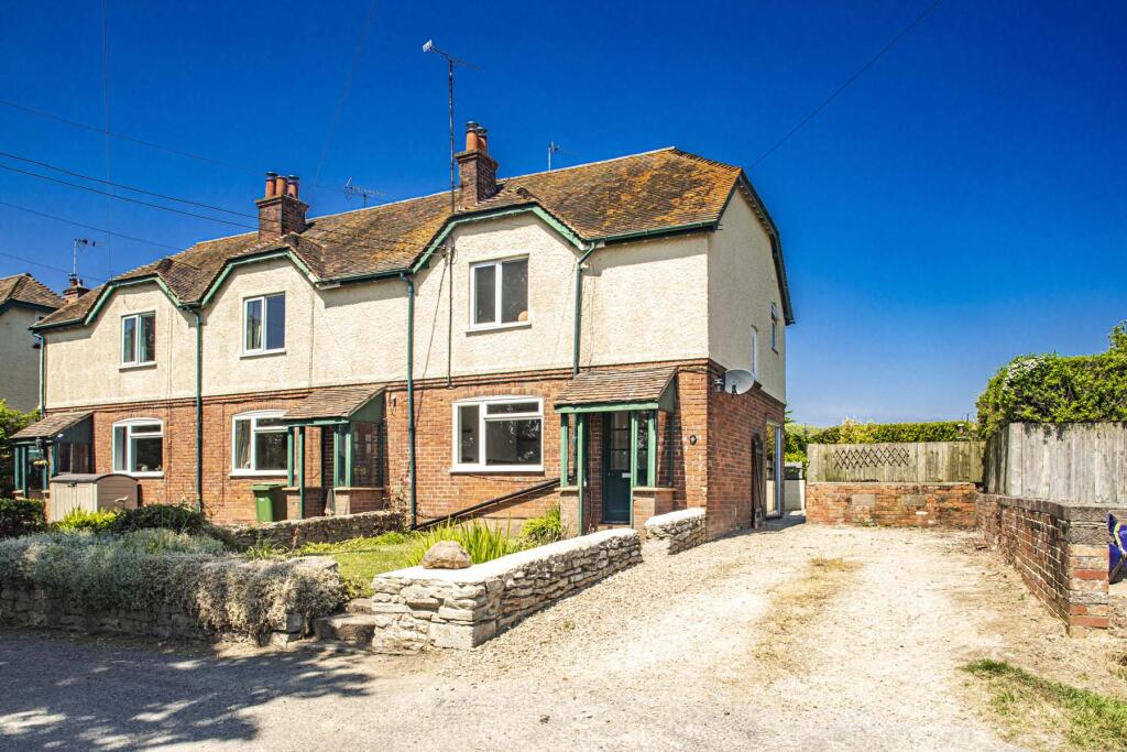 3 bed End of Terrace for rent in Moulsford. From Warmingham & Co - Goring-on-Thames
