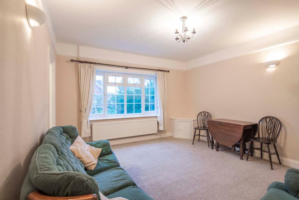 2 bed 1st Floor Flat for rent in Goring. From Warmingham & Co - Goring-on-Thames 2 bed 1st Floor Flat for rent in Goring. From Warmingham & Co - Goring-on-Thames