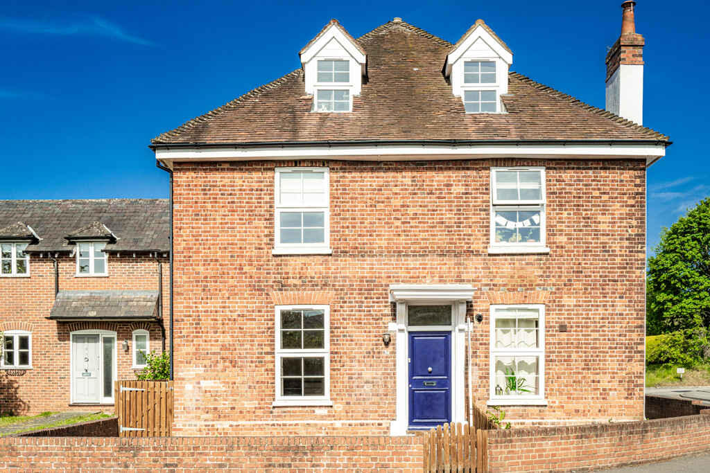 1 bed Apartment for rent in Goring. From Warmingham & Co - Goring-on-Thames 1 bed Apartment for rent in Goring. From Warmingham & Co - Goring-on-Thames