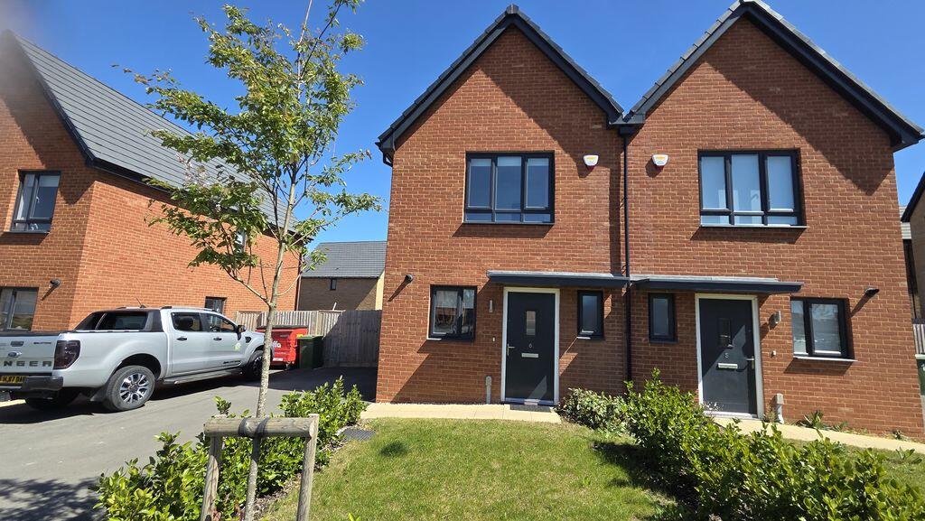 2 bed Detached for rent in Yaxley. From Kenneally Property Services - Peterborough