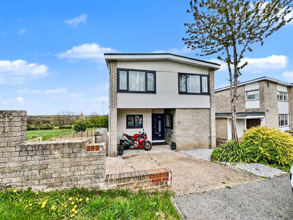 4 bed Detached for rent in Staincross. From Armitage Residential - Barnsley