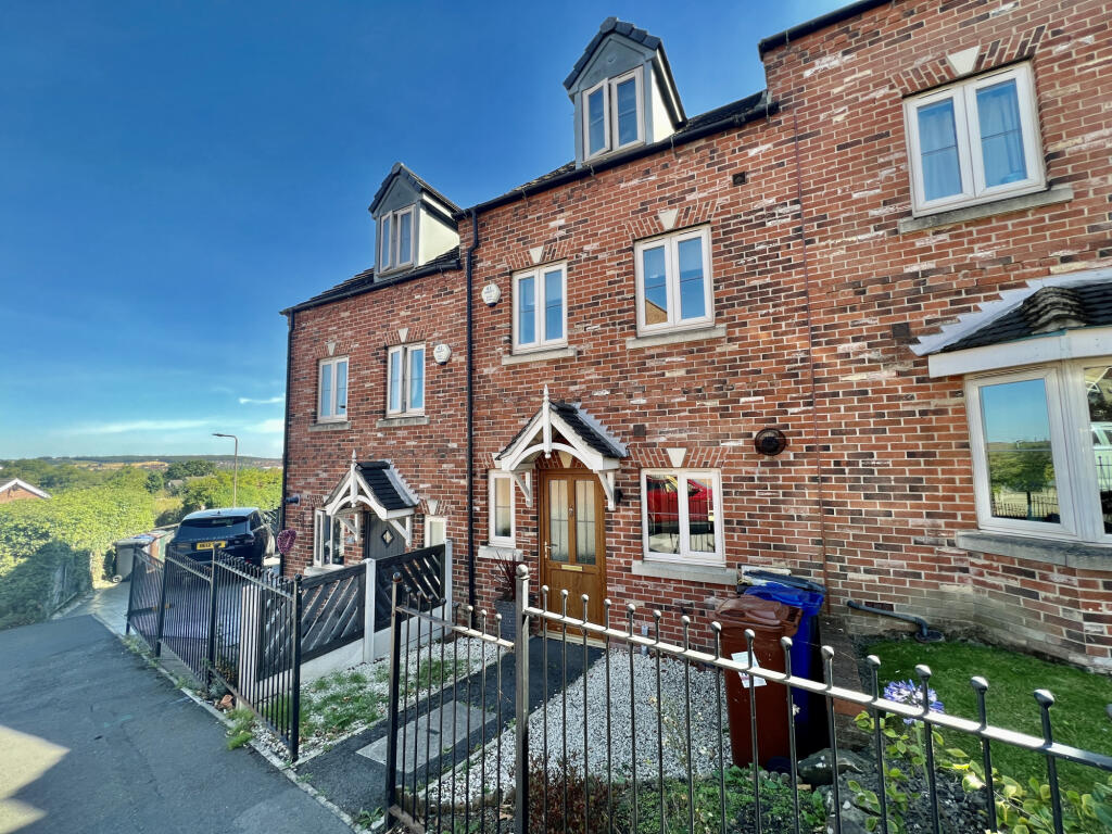 3 bed Town House for rent in Barnsley. From Armitage Residential - Barnsley