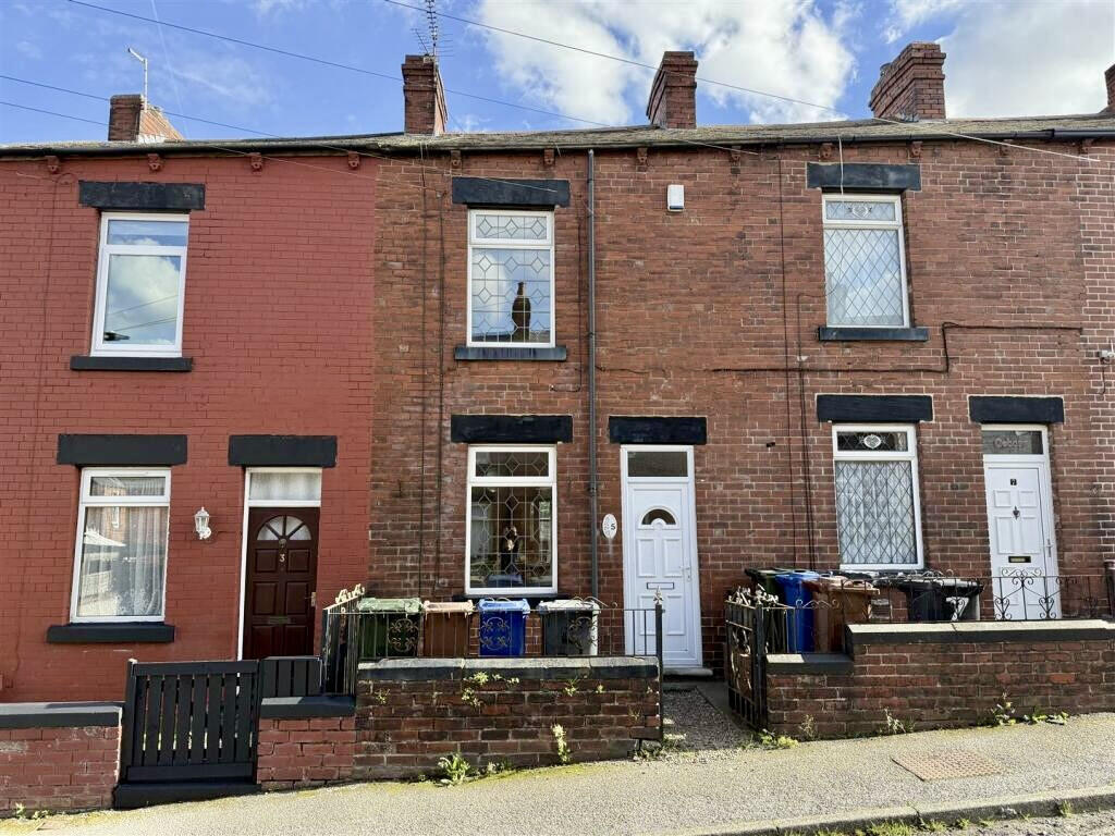 2 bed Mid Terraced House for rent in Barnsley. From Armitage Residential - Barnsley 2 bed Mid Terraced House for rent in Barnsley. From Armitage Residential - Barnsley