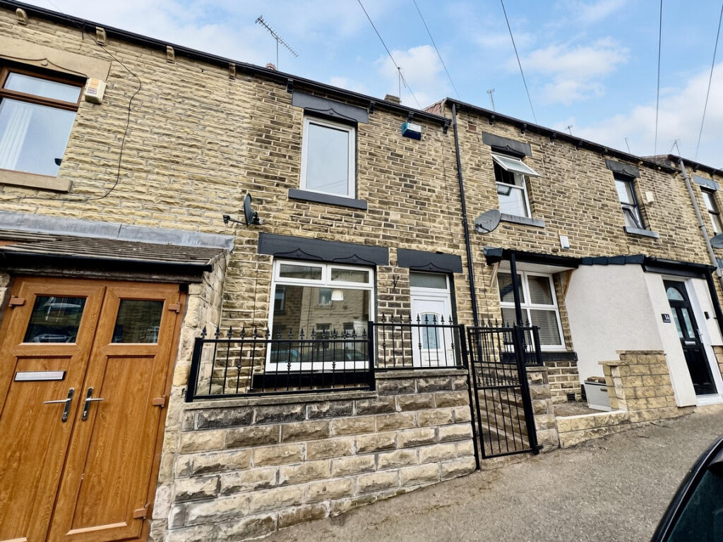 2 bed Mid Terraced House for rent in Barnsley. From Armitage Residential - Barnsley 2 bed Mid Terraced House for rent in Barnsley. From Armitage Residential - Barnsley