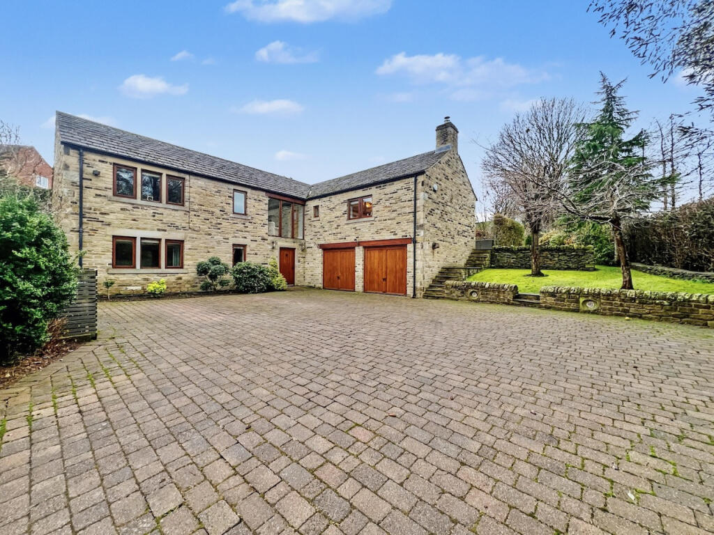 4 bed Detached for rent in Cawthorne. From Armitage Residential - Barnsley