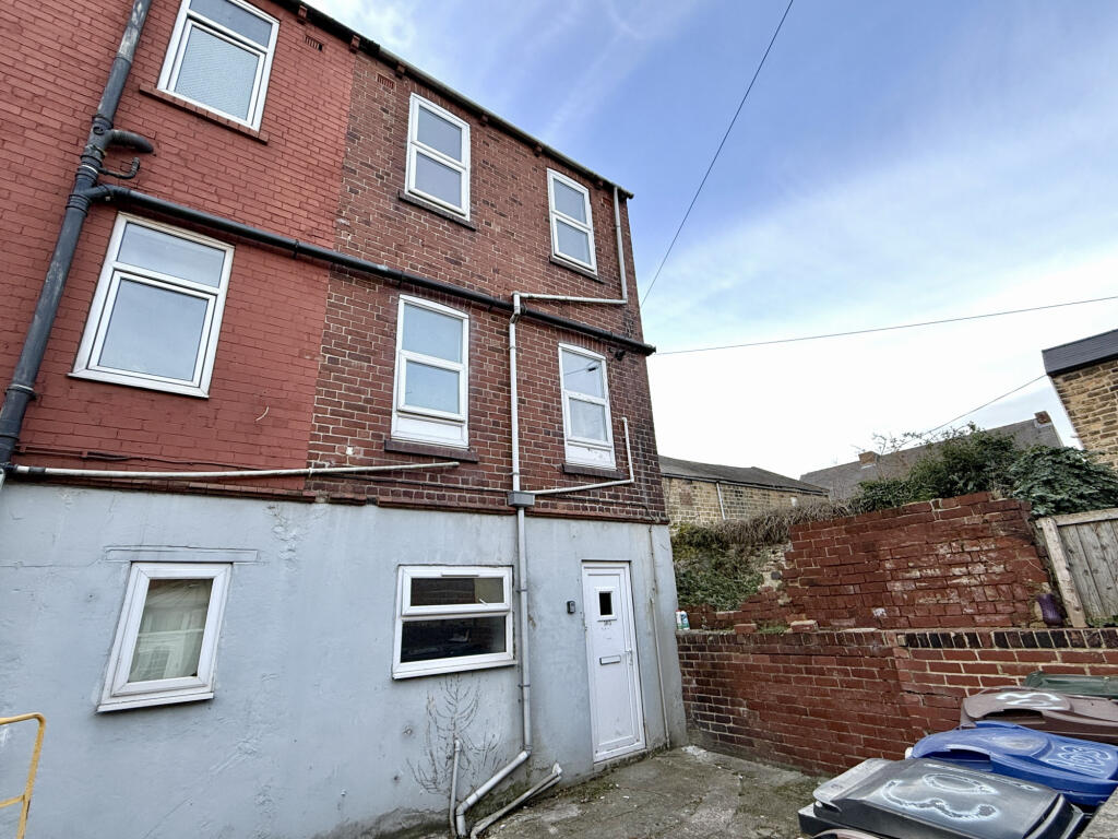 3 bed Semi Detached for rent in Barnsley. From Armitage Residential - Barnsley