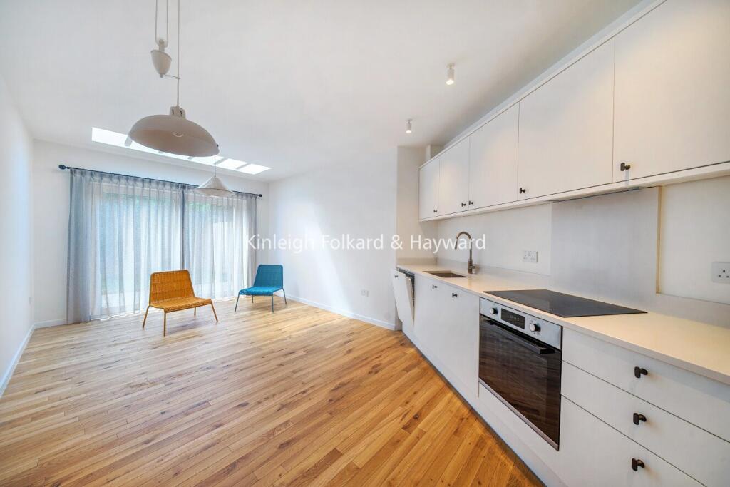 2 bed Mid Terraced House for rent in Camberwell. From Kinleigh Folkard & Hayward - Sales - Peckham Rye