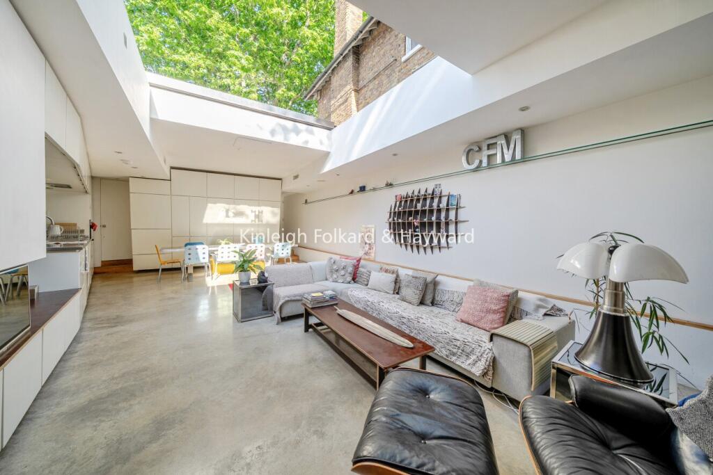 3 bed Detached for rent in Camberwell. From Kinleigh Folkard & Hayward - Sales - Peckham Rye