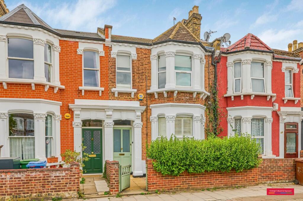 2 bed 1st Floor Flat for rent in Lewisham. From Kinleigh Folkard & Hayward - Sales - Peckham Rye