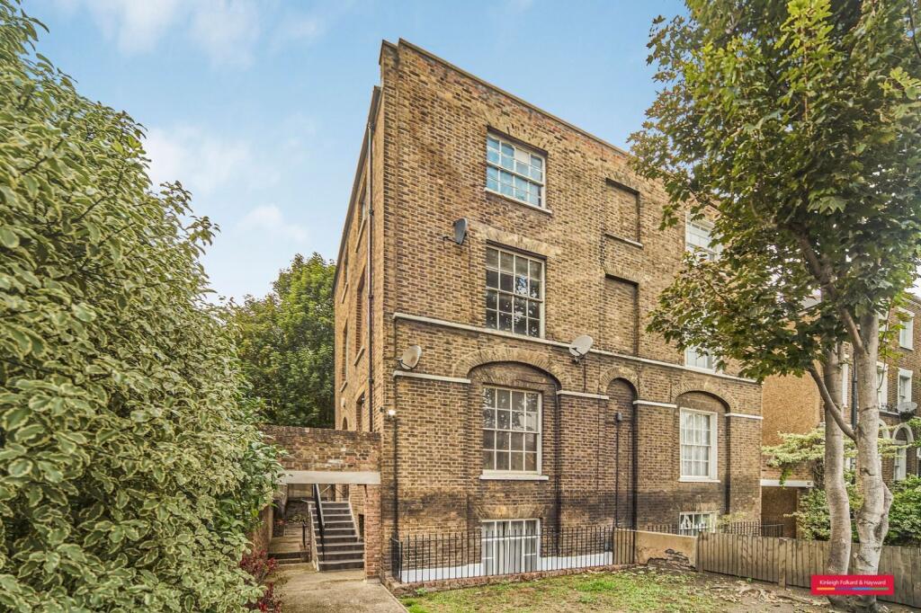 1 bed 1st Floor Flat for rent in London. From Kinleigh Folkard & Hayward - Sales - Peckham Rye