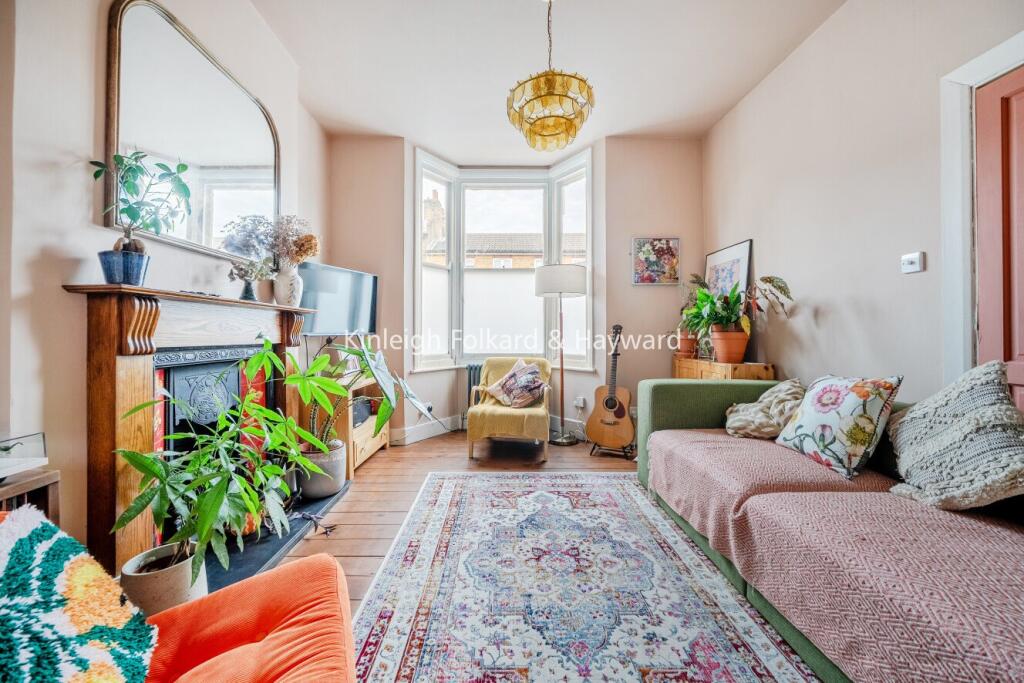 3 bed Detached for rent in Camberwell. From Kinleigh Folkard & Hayward - Sales - Peckham Rye 3 bed Detached for rent in Camberwell. From Kinleigh Folkard & Hayward - Sales - Peckham Rye
