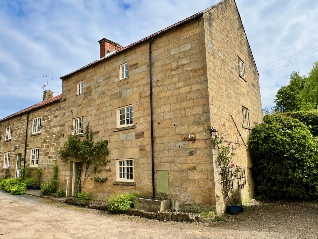 3 bed Semi Detached for rent in Gillamoor. From Rounthwaite & Woodhead - Malton