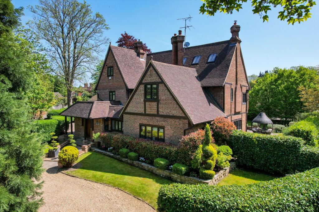 5 bed Detached for rent in Ewell. From Knight Frank - Esher