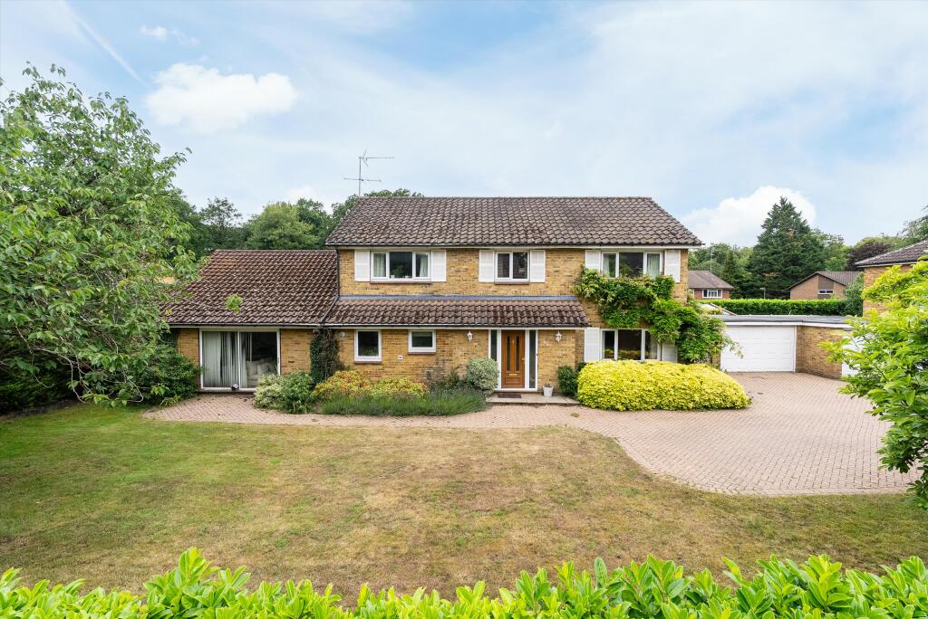 5 bed Detached for rent in Stoke D'Abernon. From Knight Frank - Esher