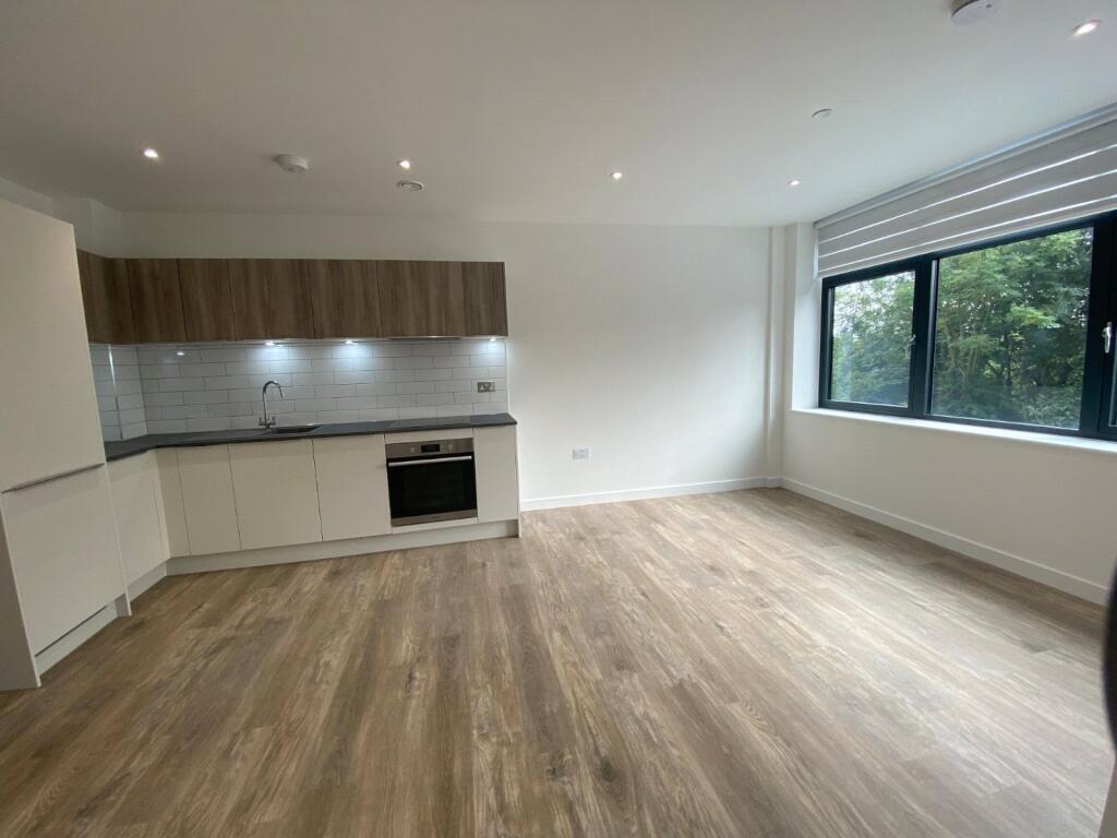 1 bed Apartment for rent in Staines-upon-Thames. From Oasis Estate Agents - Staines-upon-Thames