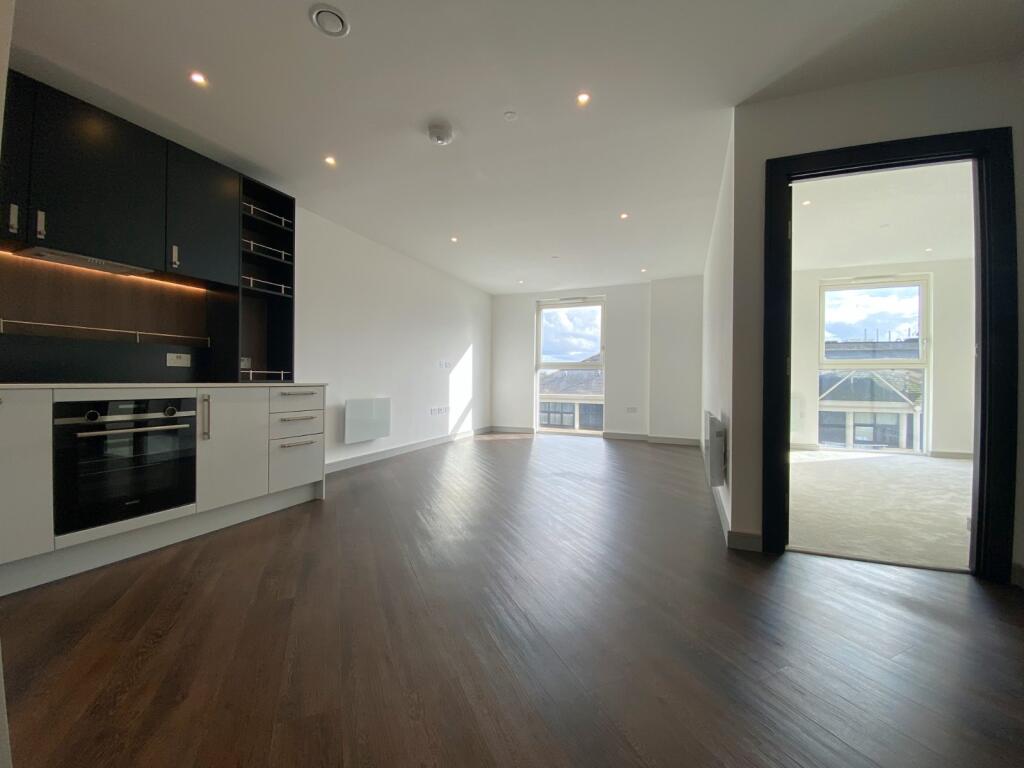 1 bed Apartment for rent in Staines-upon-Thames. From Oasis Estate Agents - Staines-upon-Thames