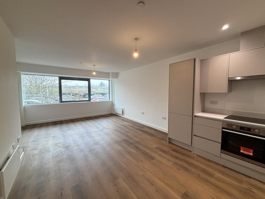 1 bed Apartment for rent in Staines-upon-Thames. From Oasis Estate Agents - Staines-upon-Thames 1 bed Apartment for rent in Staines-upon-Thames. From Oasis Estate Agents - Staines-upon-Thames